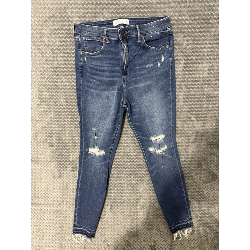 Abercrombie and Fitch Distressed Jeans Super Skinny High Rise Ankle Size 31/12